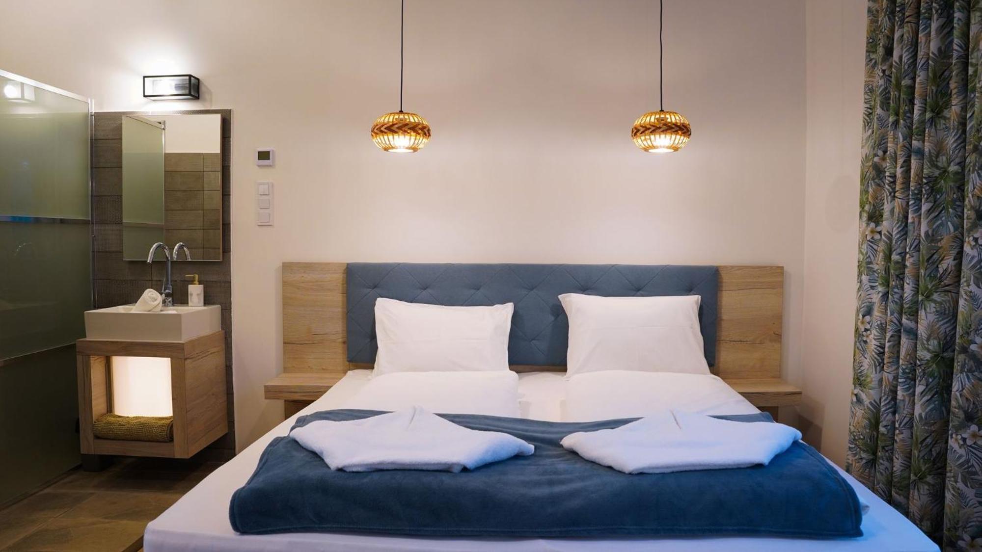 Napsugar Club Es Panzio Bed & Breakfast Fonyód Eksteriør bilde